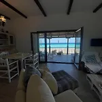 Dovas House